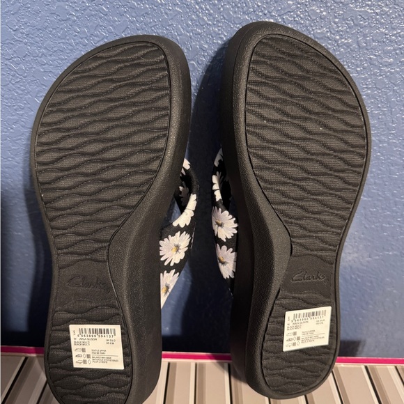 Clark’s CloudSteppers Size 8 Brand New in box‼️ - Picture 3 of 7